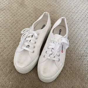 Superga Sneakers